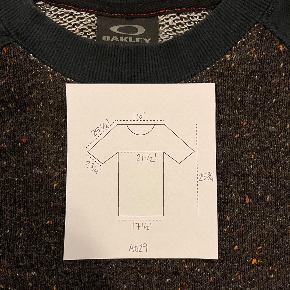 Oakley raglan knitted sweatshirt. - Picture 2 of 6